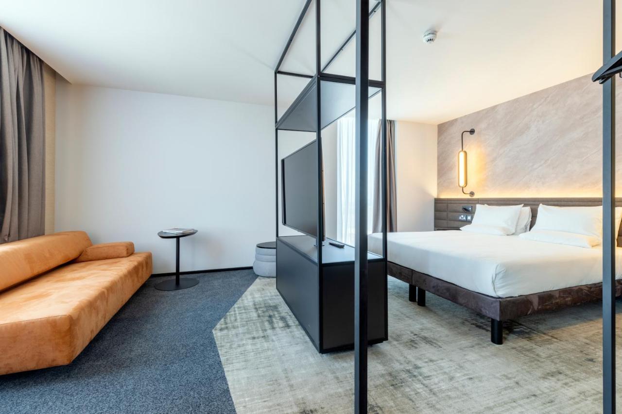 Novotel Liverpool Paddington Village Exterior foto